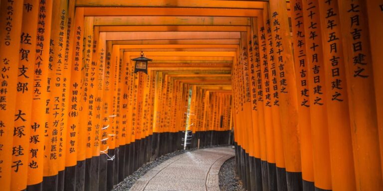 Scenic travel destination showcasing stunning landscapes, vibrant culture, and unique experiences from around the world